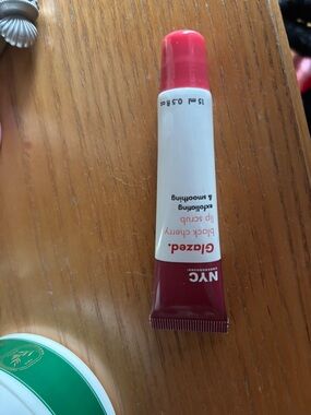 NYC Glazed Black Cherry  Scrub - Red Cap